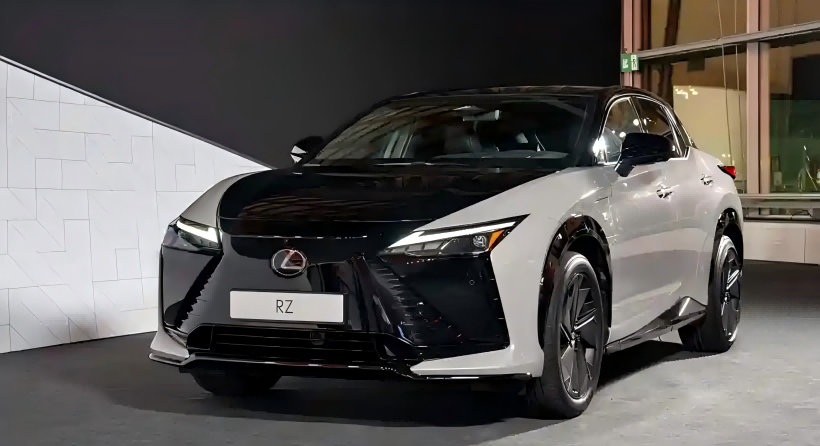 Lexus paljastaa viralliset kuvat uudesta RZ: stä, jossa on uudelleensuunniteltu ohjauspyörä ja ohjausjohtojärjestelmä