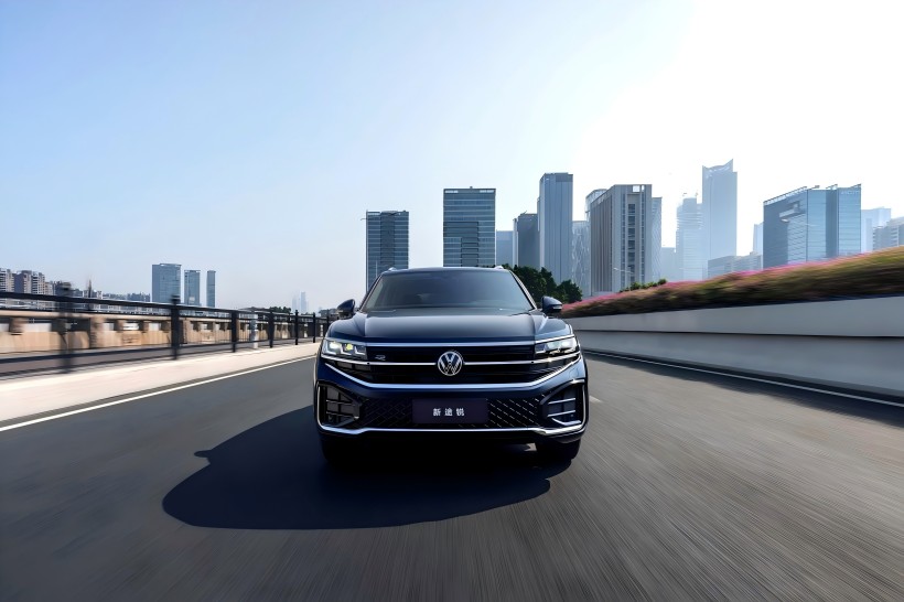 Ulkonäkö ja kokoonpano päivitetty: Uusi Volkswagen Touareg 2.0TSi Ruiying -versio, hinnoiteltu 558 800 yuania