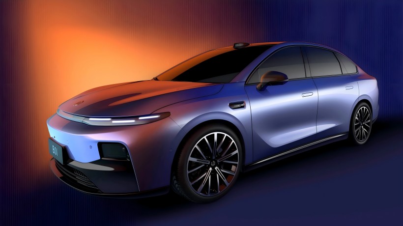 Keskikokoisena sedanina sijoitettu harppaus B01 on tarkoitus debytoi Shanghain autonäyttelyssä. Leapmotor B01 -mallin virallinen kuva on julkaistu.